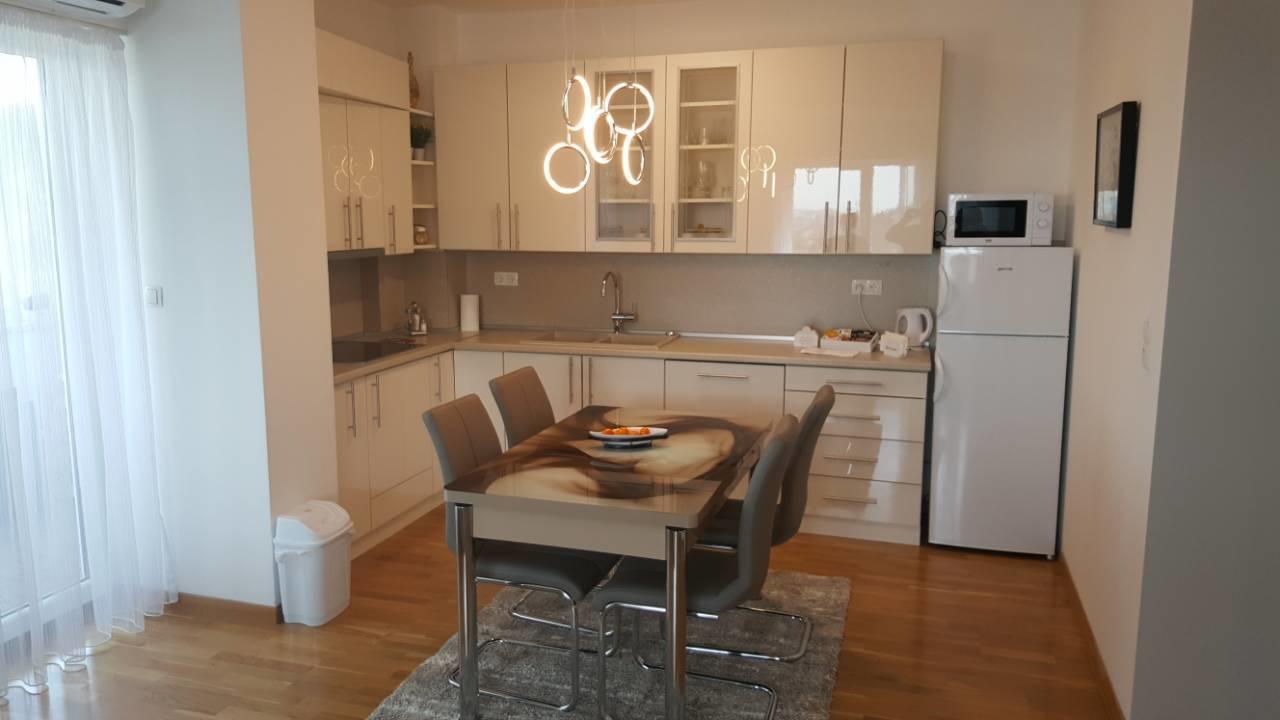 Prestige Apartment Тузла Екстер'єр фото